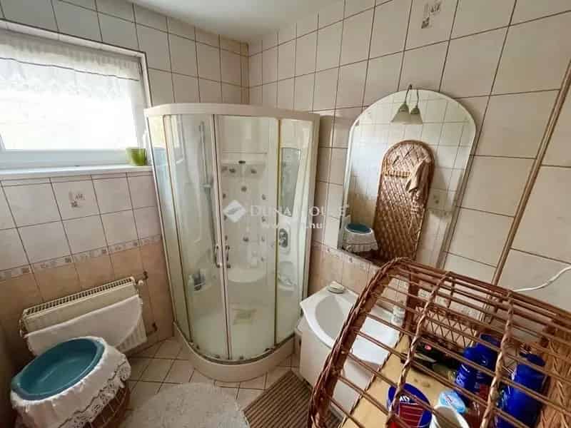 Panorámás családi ház eladó Dunaújvárosban
