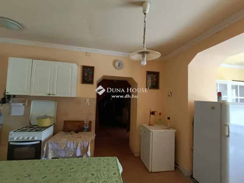 Kecskeméti Tanya Eladó 10240m2 Földdel