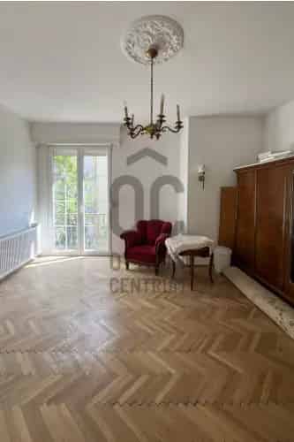 Budapest IX kerület 72 nm-es Bauhaus lakás eladó