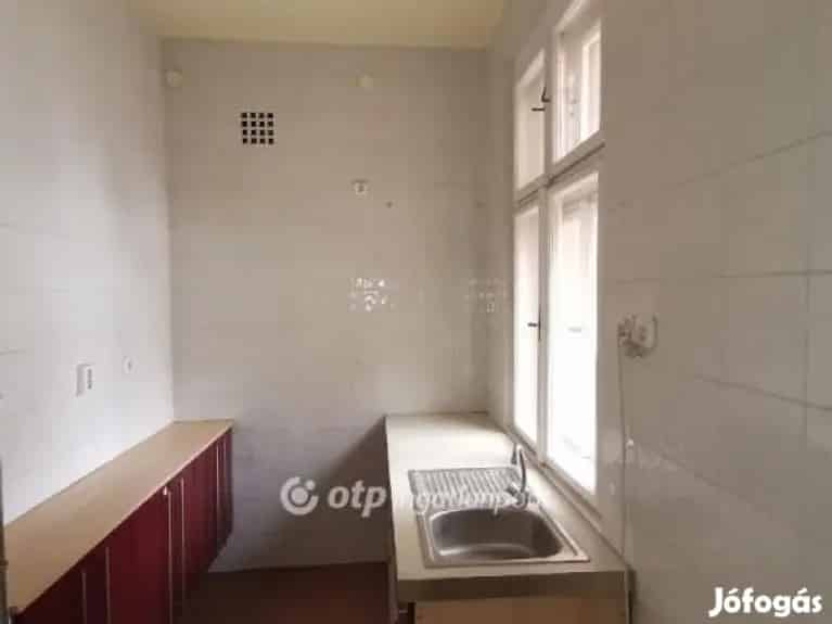 Eladó Irodaház Békéscsaba Belvárosában 443 m2