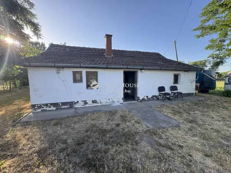 Ballószög melletti tanya eladó 58 m2 6000 m2 telekkel