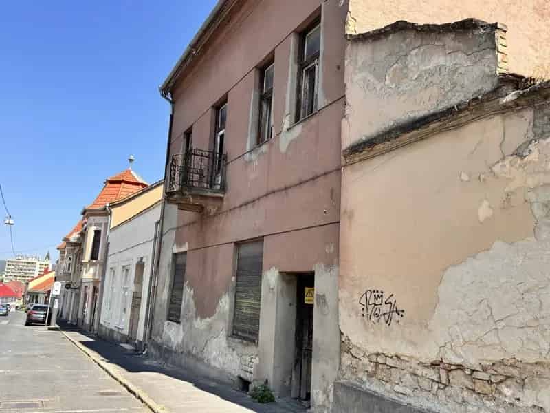 Keszthelyi Belvárosi Polgári Ház Eladó - Apartmanok és Kávézó