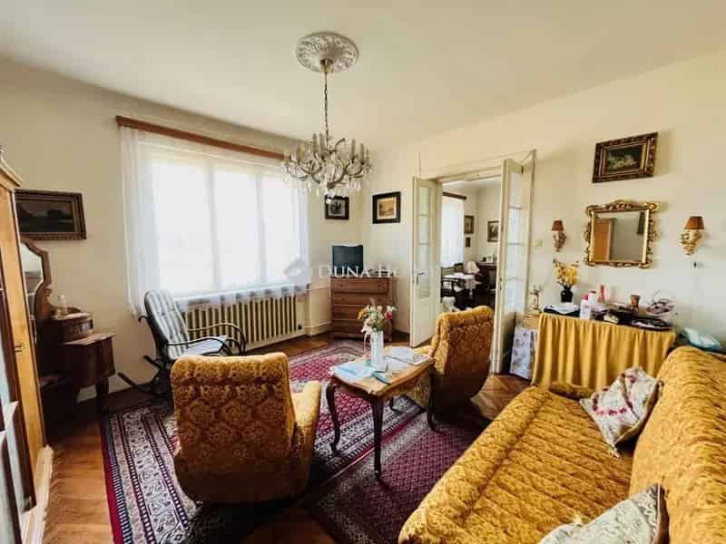 Családi ház eladó Budapest XXI kerületben üzleti célra is alkalmas