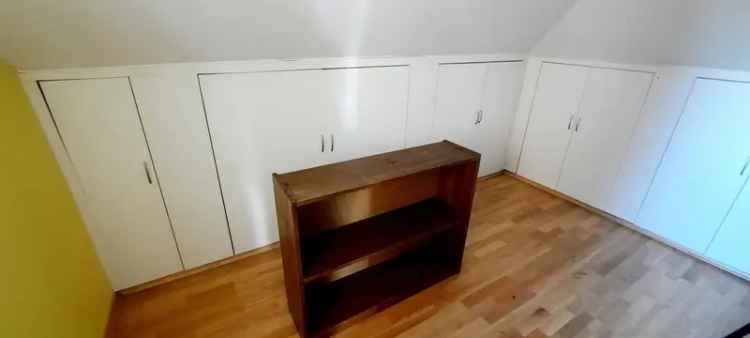 Sukorói családi ház eladó - 175nm, 4 hálószoba, szauna, jacuzzi