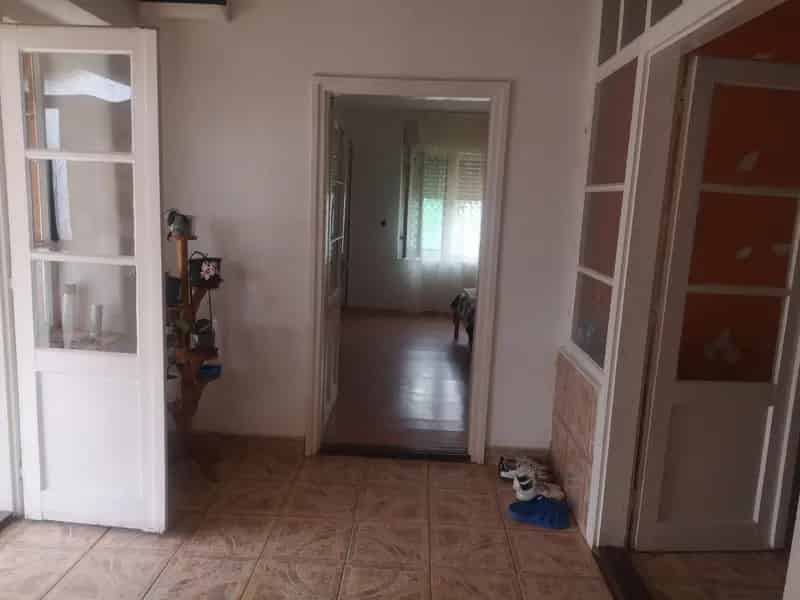90 m2-es családi ház 1600 m2-es telken Sarkadon
