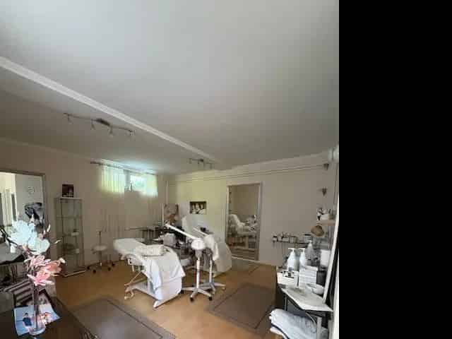 Mosoni Duna parti gázfűtéses lakás alagsori helyiségekkel