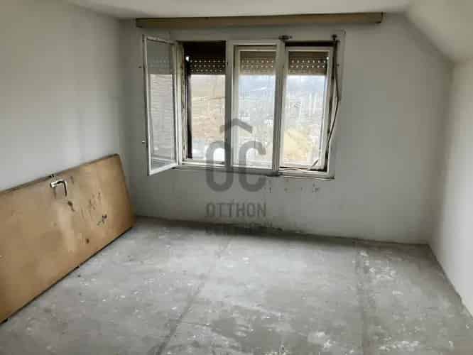 Dencsházai családi ház eladó 1287 m2-es telken