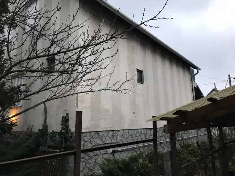 Tápiószentmártonban eladó családi ház két generációnak