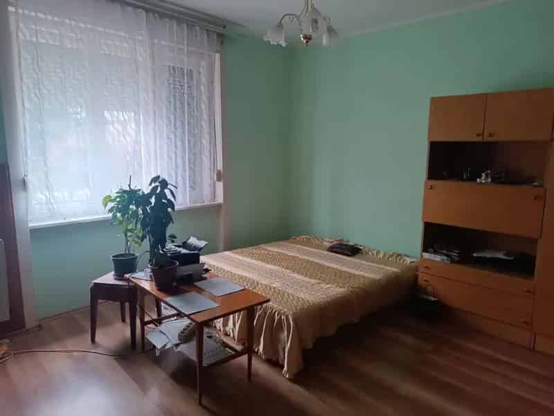 Gógánfán eladó 90 nm-es, 2 szobás családi ház nagy telekkel
