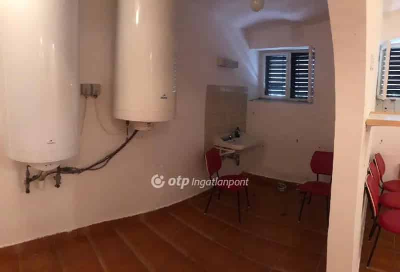 Fonyód közeli felújítandó ingatlan befektetőknek 6 apartman kialakítási lehetőséggel