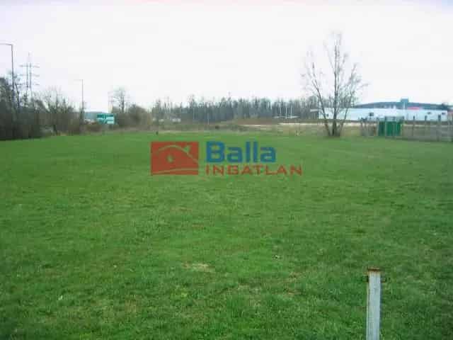Budaörs Szabadság utca 21000 m2-es Ipari Telek Eladó