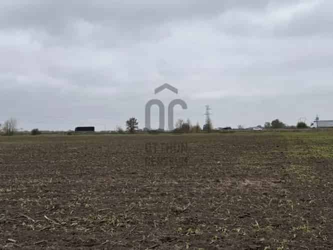 Győri telek eladó M1-es autópálya mellett 10000 nm