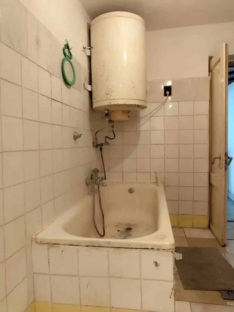 Részben felújított vályog ház eladó Tilajon
