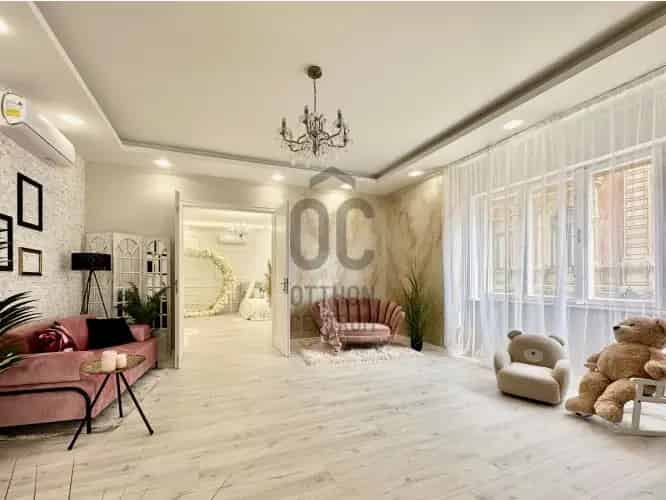 Pécsi eladó lakás, DLK053670