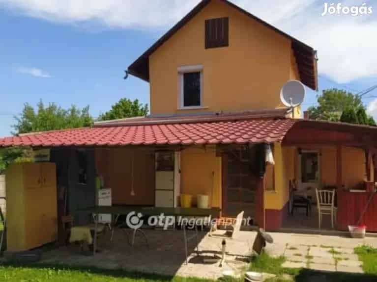 Bajai 70m2-es Felújított Ház Eladó - Tóparti Panoráma