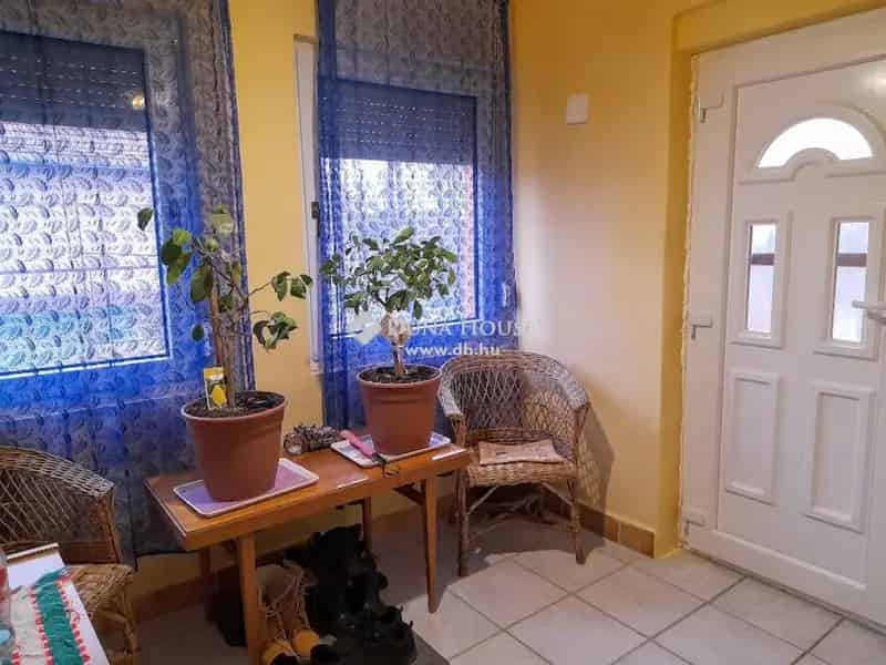 Felujitott Családi Haz Kondoroson 95nm 3 Szoba Garázzsal
