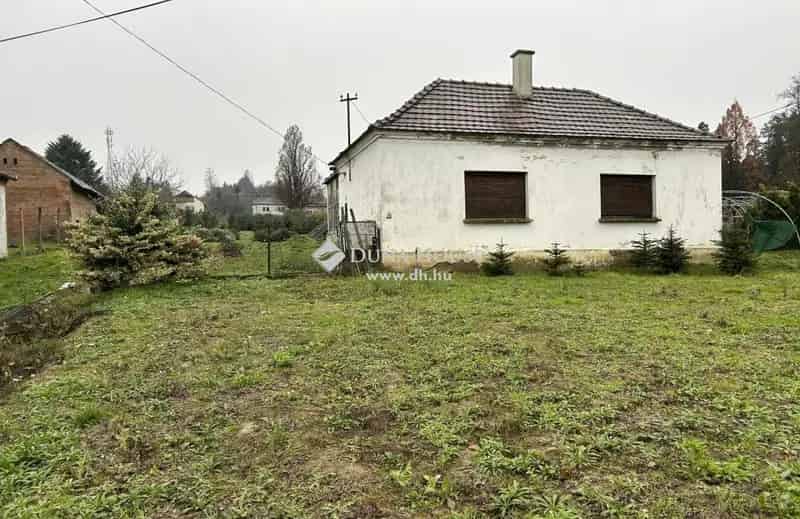 Felujítandó ház Surd - 2859 m2-es telekkel