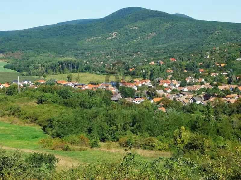 Pomáz külterületi 603m2-es szántó eladó