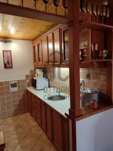 Ábrahámhegyi panorámás nyaraló eladó szőlővel