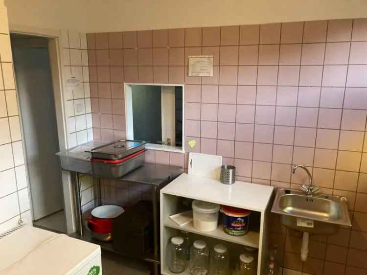 300m2-es Társasházi Lakás Óvodaként is Alkalmas Székesfehérváron