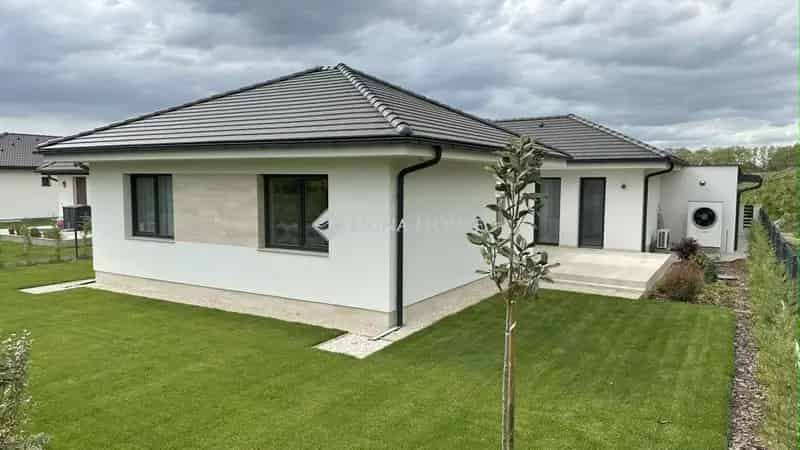 175 m2-es Modern Családi Ház Kecskeméten