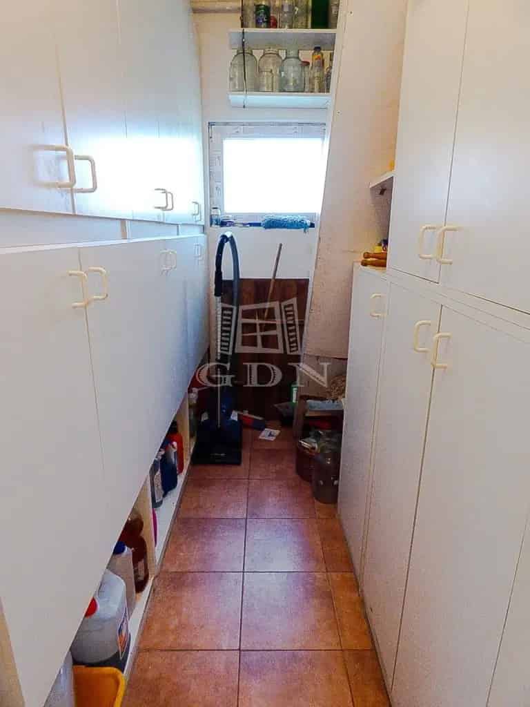 Kistarcsán Zsófialiget közelében 5 szobás családi ház eladó