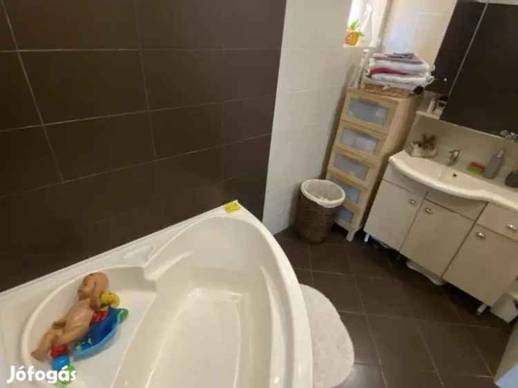 Felujitott csaladhaz Nyiregyhazan Sostohegyen