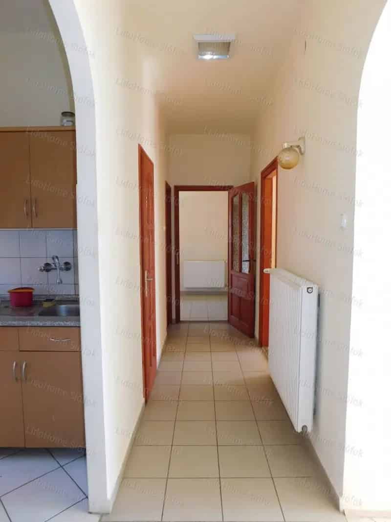 Kétlakásos nyaraló eladó Zamárdiban