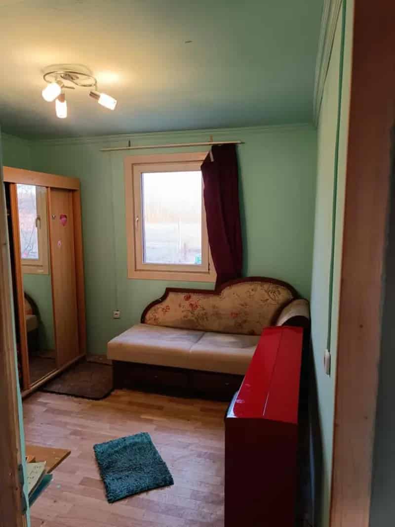 Önfenntartó Tanya Nagykátán - 3 szoba, napelem, fúrt kút
