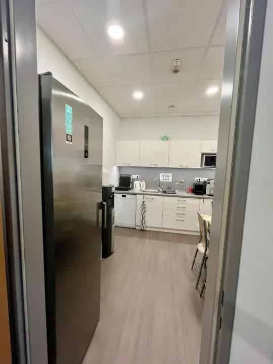 Büro Center West Iroda