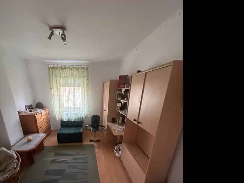 110m2-es családi ház eladó Csombárdon