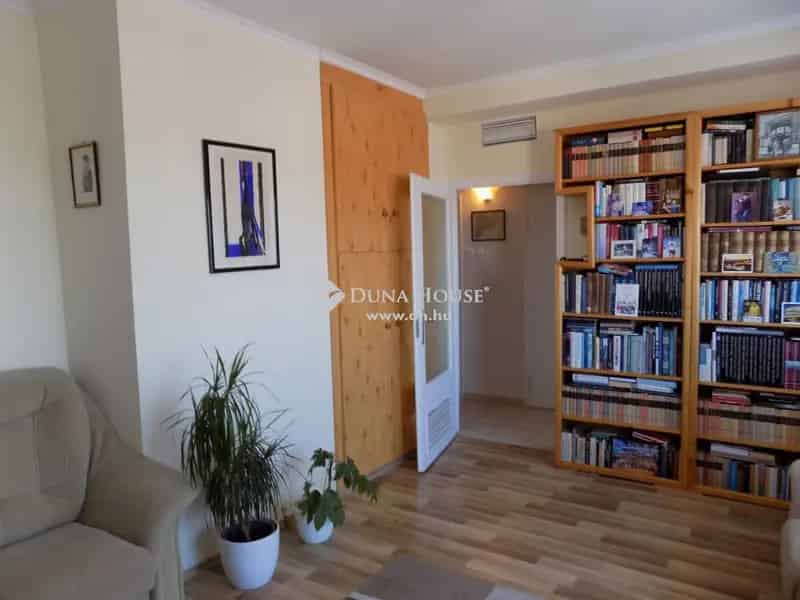Szombathely Belváros - 52 nm-es 2 szobás lakás eladó