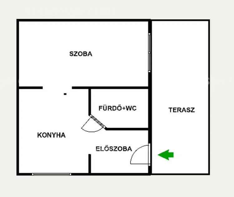 Felújított 18 m2-es ház 1303 m2-es telken Pilismaróton