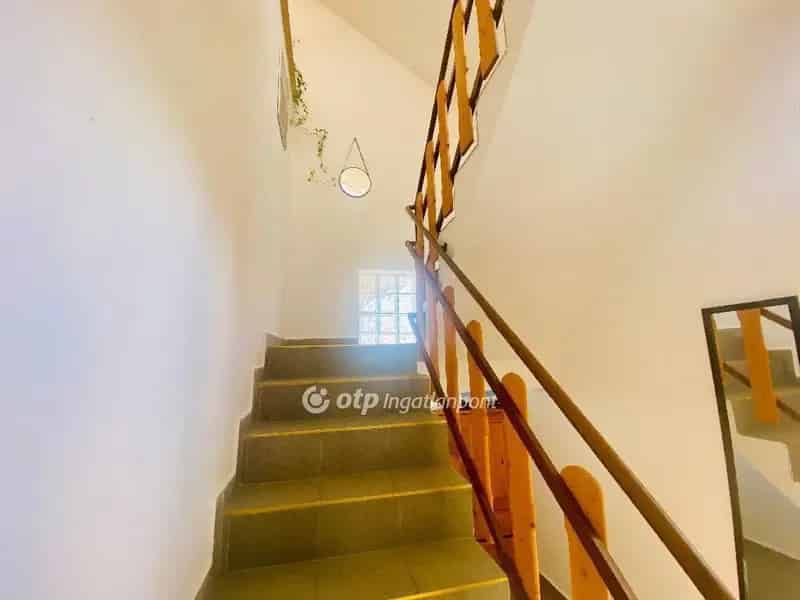 Rábapatona 260 m2-es 5 2 szobás ház eladó 1972 m2-es telken