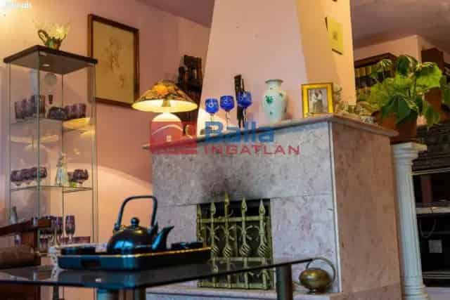 Szentendre családi ház eladó 175nm 2+4 félszoba panoráma