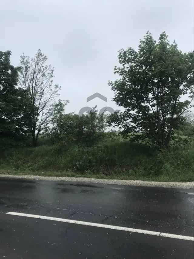 5907 m2-es terület eladó Vácrátóton MA2 övezetben