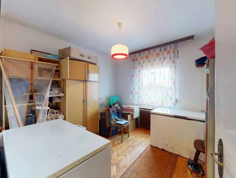100 m2 3 szobás családi ház Ják 3205 m2 telekkel