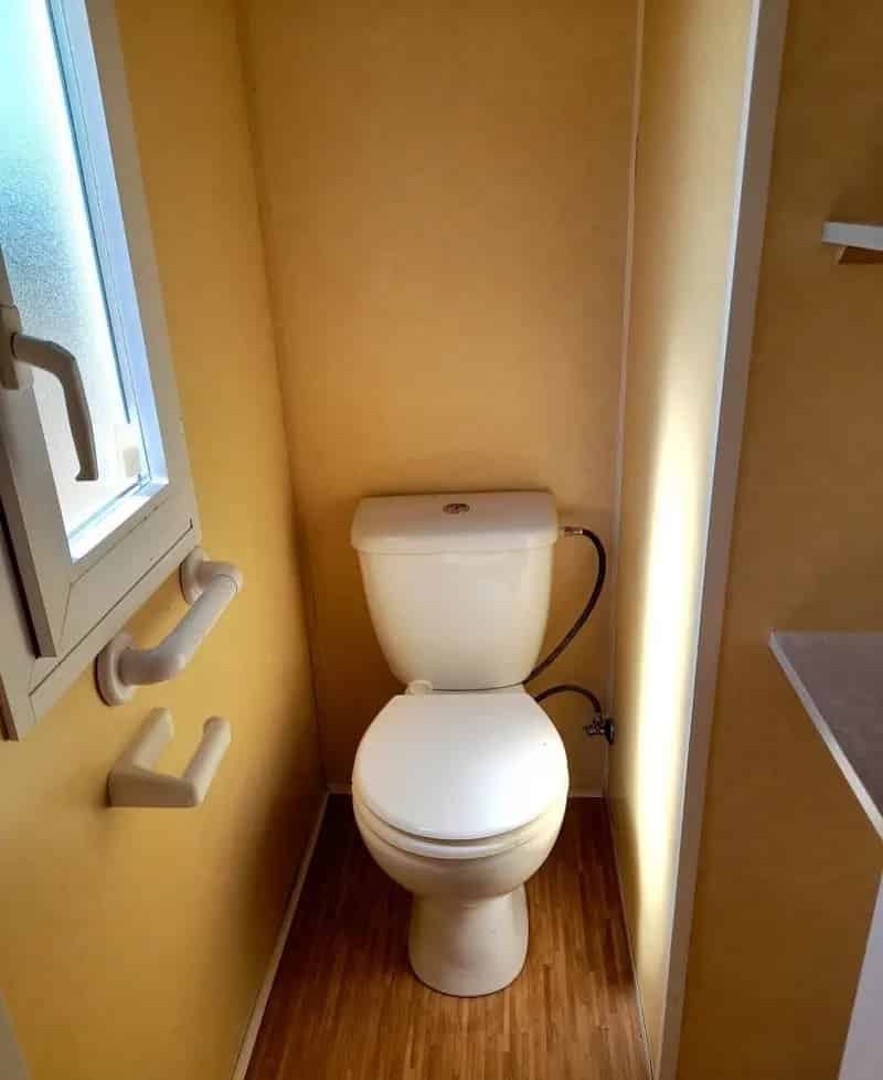 Sukorón panorámás telek eladó mobilházzal - Velencei tó