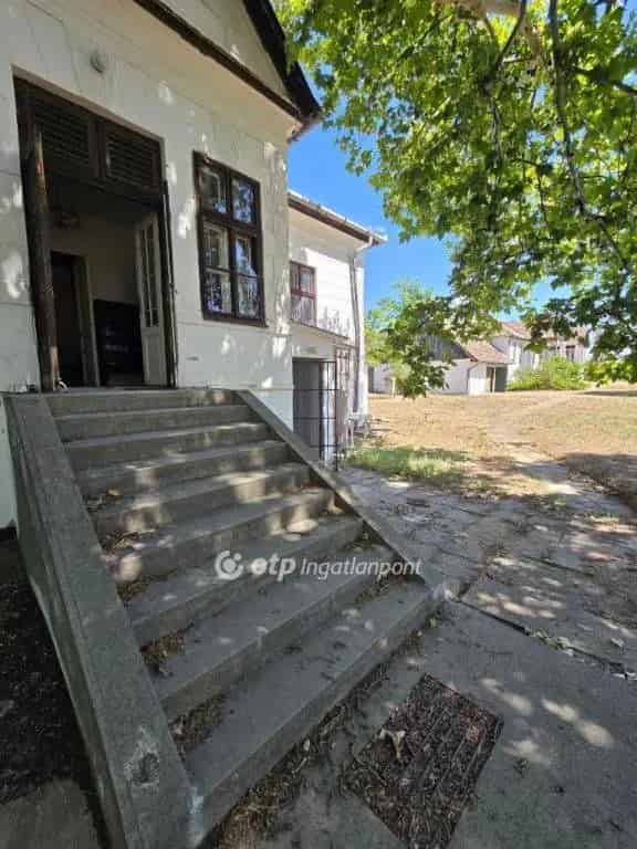 Dankó Villa Tabdi - Luxus Vidéki Ingatlan