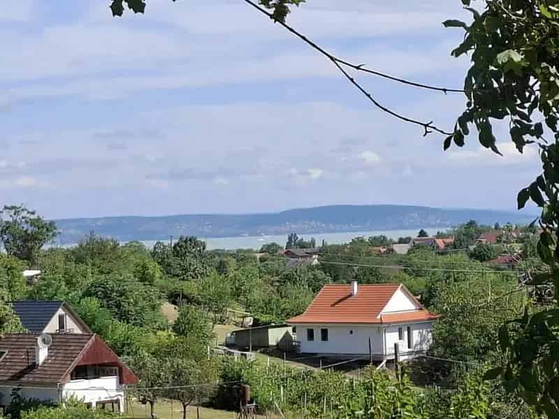 Zamárdi 1560 m2-es zártkerti telek eladó - gyönyörű panoráma