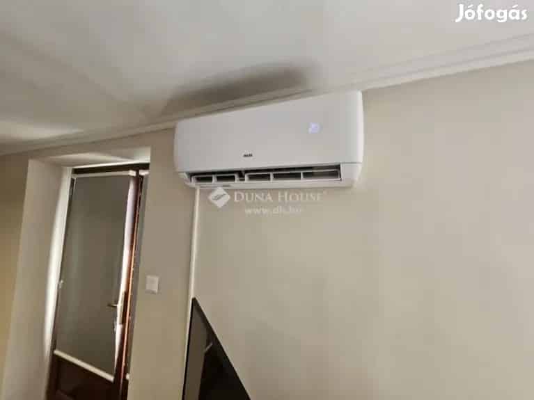 Hévíz Központ Ikerházrész 3 Apartmannal Befektetésnek