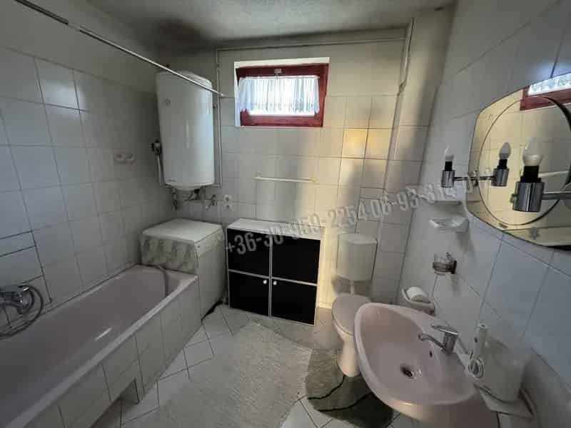 6 Apartmanos Családi Ház Zalakaroson - Többgenerációs Otthon vagy Vendégház