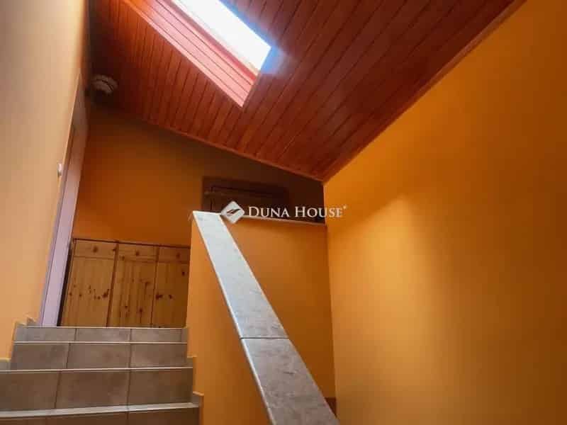 Taksony Kertvárosi Családi Ház Eladó 390 m2