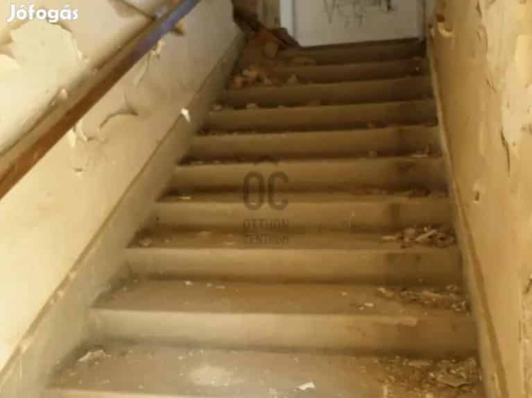 Egyeki befektetésre alkalmas ipari ingatlan eladó