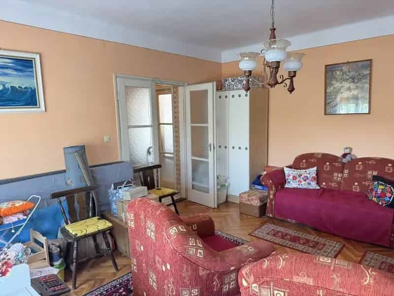 Tisza-tói nyaraló eladó - 2 szobás téglaház