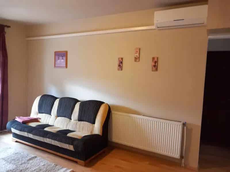 52 m2-es 1 szobás nappalis lakás kiadó Nyíregyházán