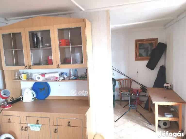 Vízparti Nyaraló Szigetszentmiklós Kavicsos Tó Partján