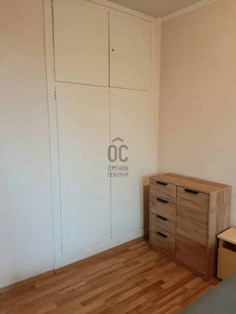 41m2-es 1 szobás erkélyes lakás Székesfehérvár belvárosában