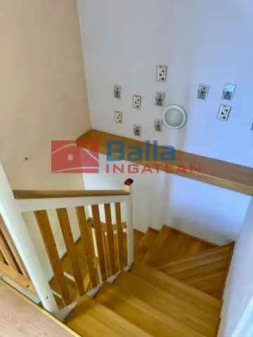 Budapest II kerület Hűvösvölgy Ikerház Eladó