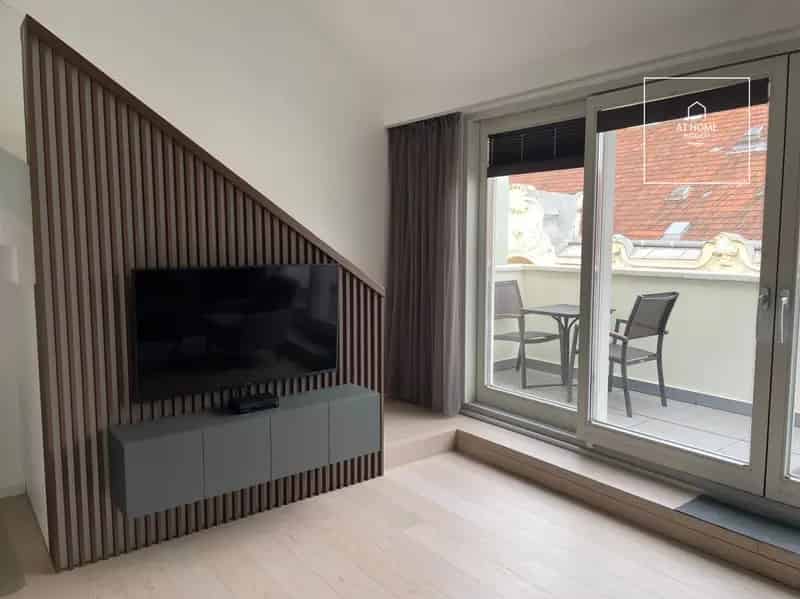 Budapest VI kerület Belváros 75 nm-es Luxus Duplex Lakás Eladó